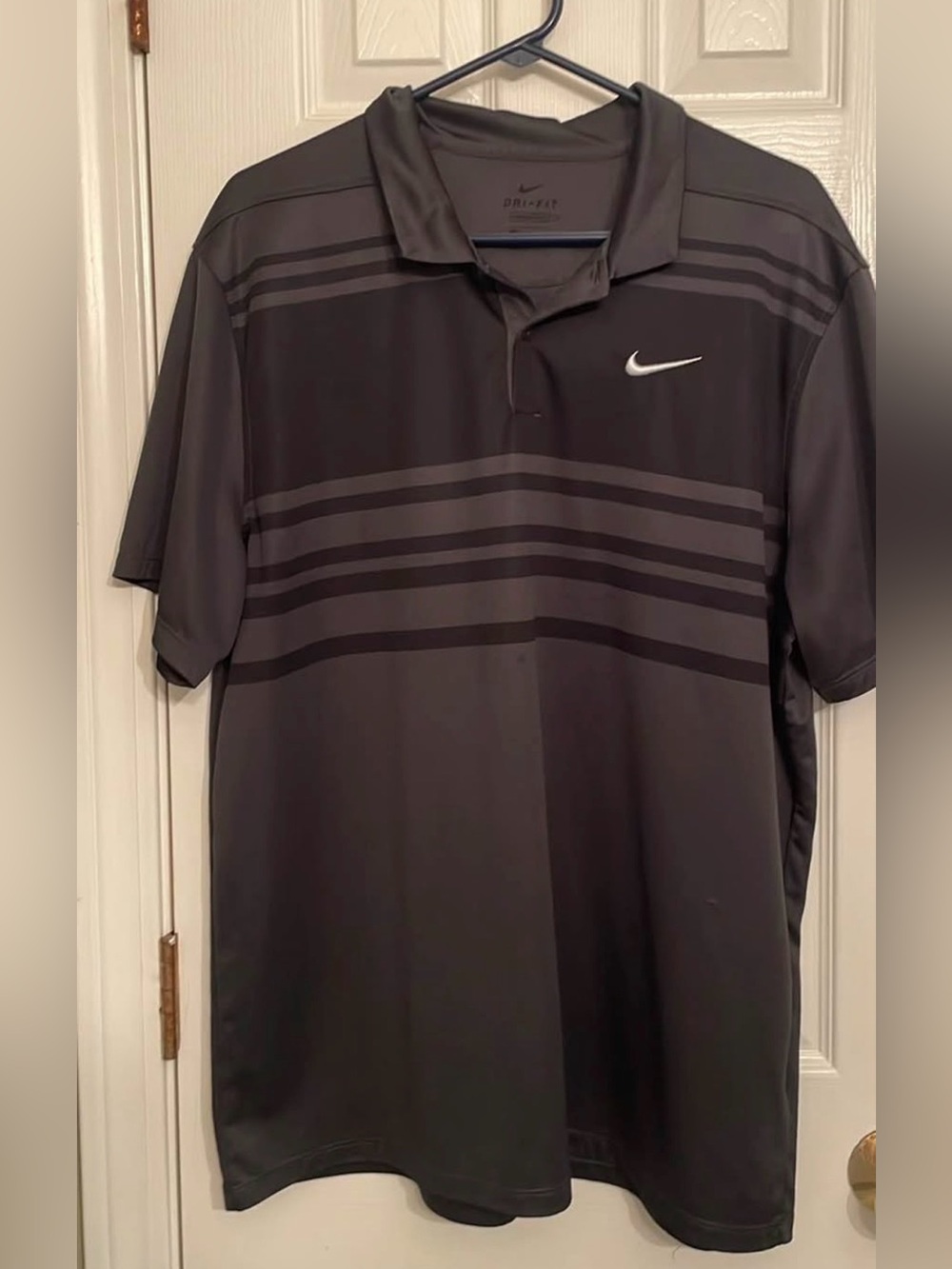 Nike Men’s Polo shirt Black and Gray